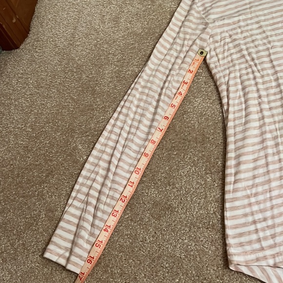 Pink and White striped Banana Republic long sleeve - Picture 5 of 5